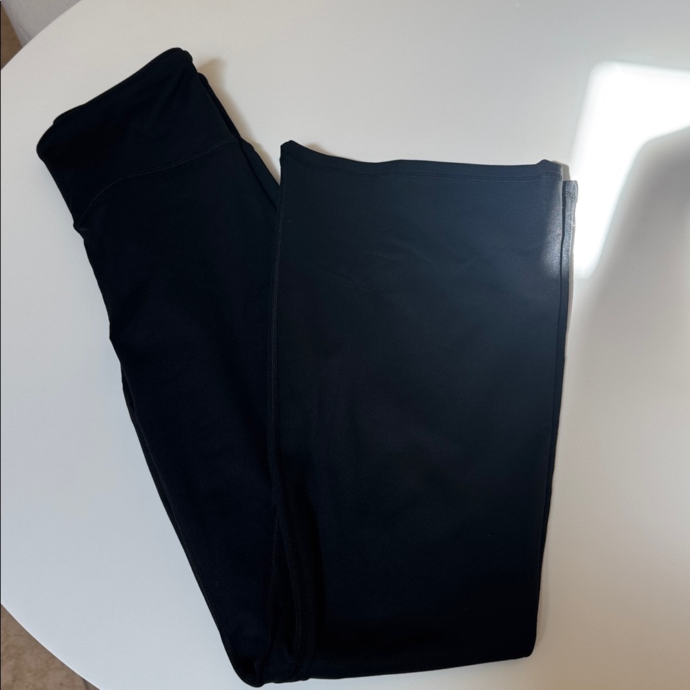 Fabletics bootcut legging - Picture 2 of 6